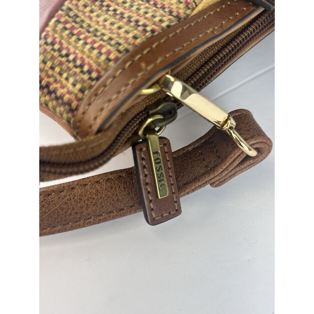 VTG Fossil Patchwork Shoulder Bag Suede Leather Tapestry Boho Key Charm Bag Y2k - Picture 8 of 10